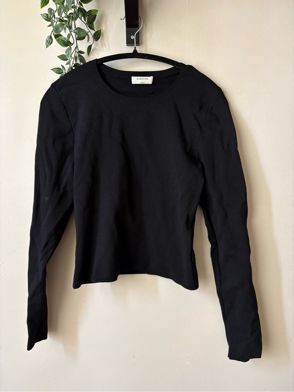 Babaton Sculpt Knit Crew Longsleeve - Black